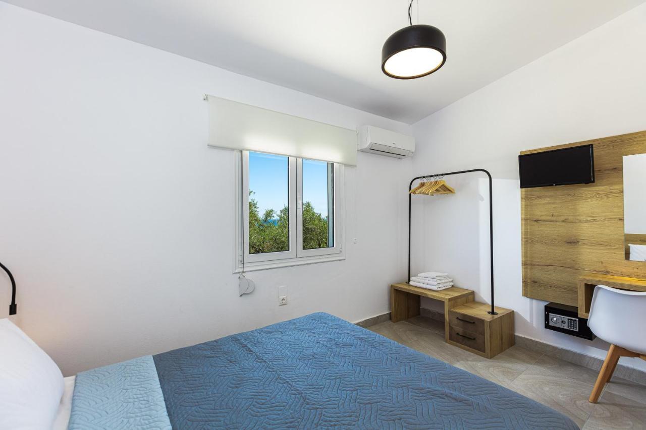 Gramvella Resort 아델리아노스 캄포스 외부 사진
